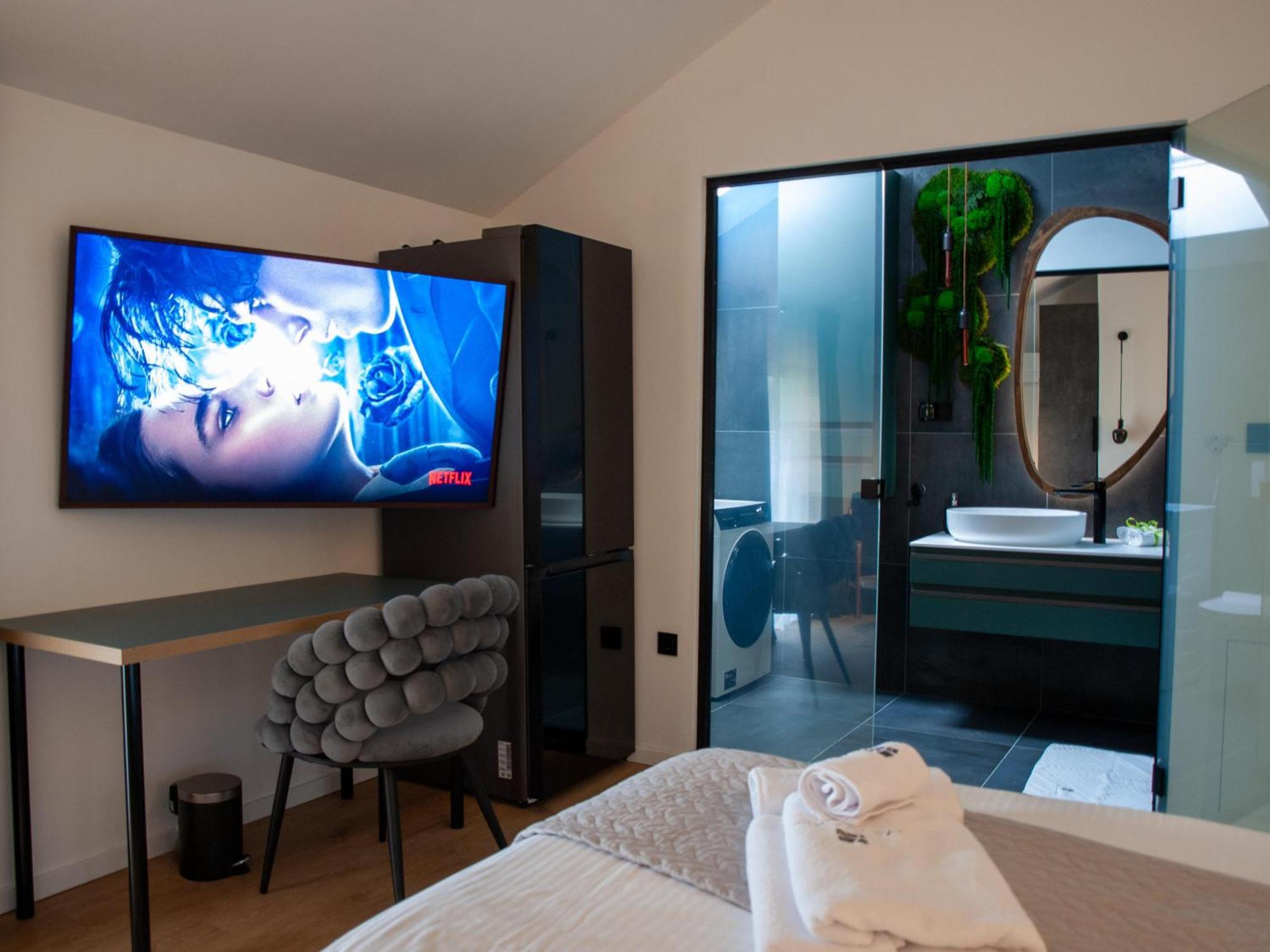 Nova Luxury Design Hotel Jezdovec Bagian luar foto