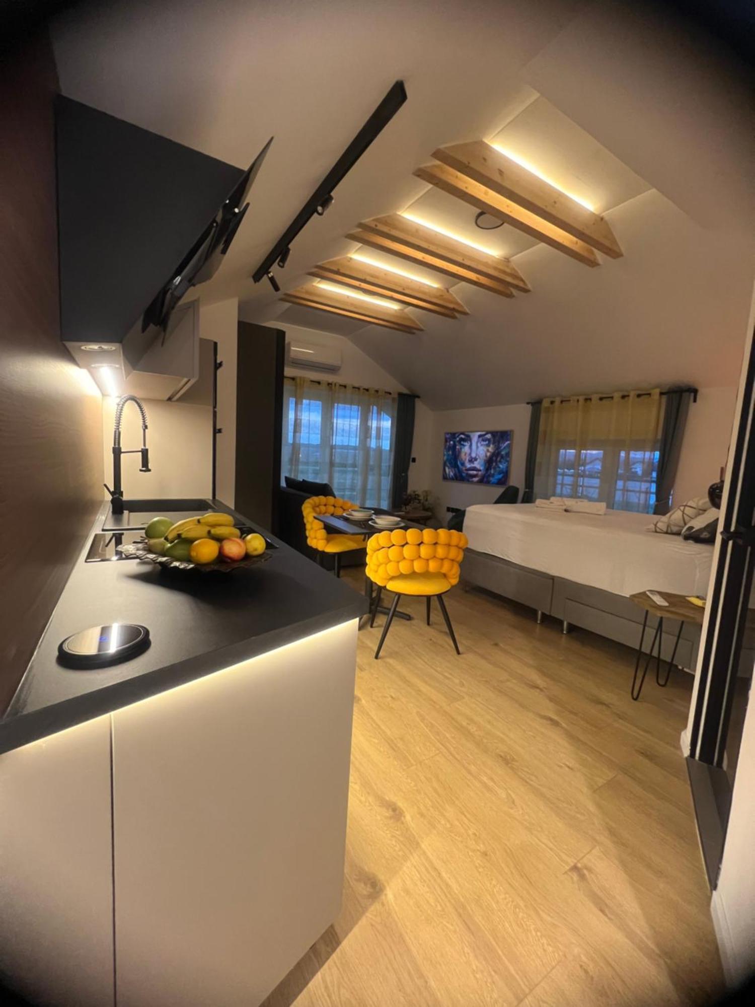 Nova Luxury Design Hotel Jezdovec Bagian luar foto